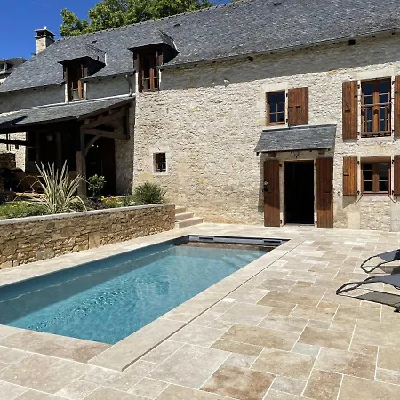 Holiday home Charme & Piscine Chauffee Perigord Noir *