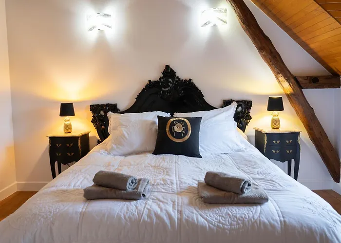 Dom wakacyjny Charme & Piscine Chauffee Perigord Noir *